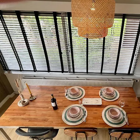 Semesterbostad Family Near Lake, And Dunes *