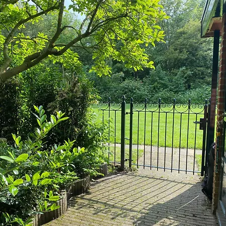 Semesterbostad Family Near Lake, And Dunes