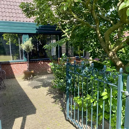 Prázdninový dům Cozy Family In *
