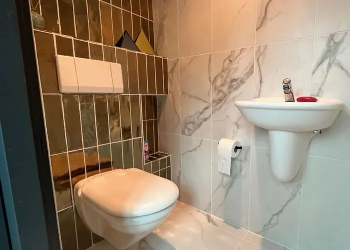 Family Near Lake, And Dunes Noordwijkerhout