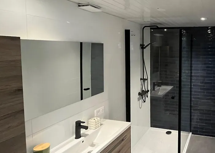 Dom wakacyjny Family Near Lake, And Dunes