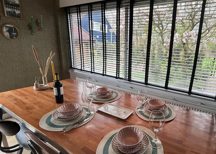 Dom wakacyjny Family Near Lake, And Dunes